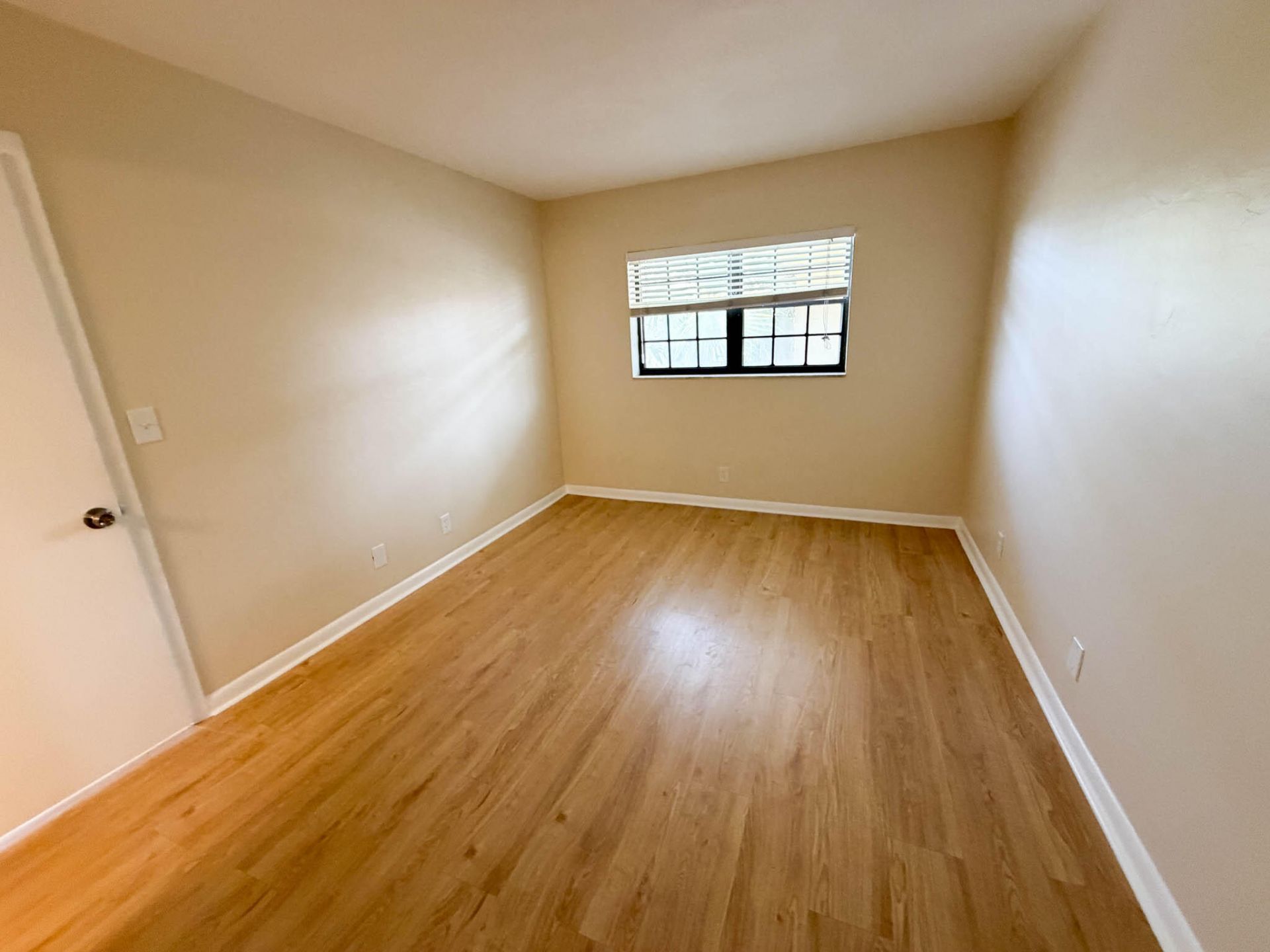 917 NE 16th Avenue, Unit 16, Fort Lauderdale, FL 33304 Photo