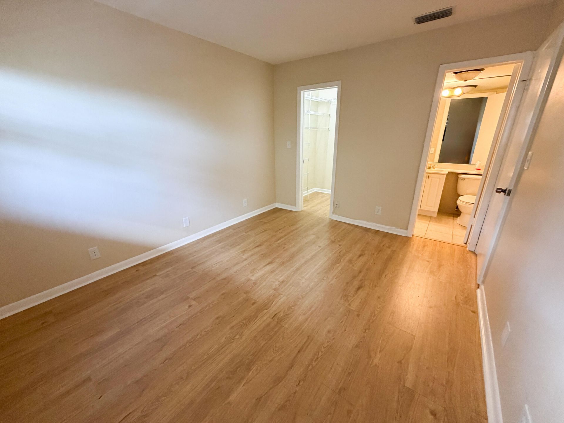 917 NE 16th Avenue, Unit 16, Fort Lauderdale, FL 33304 Photo