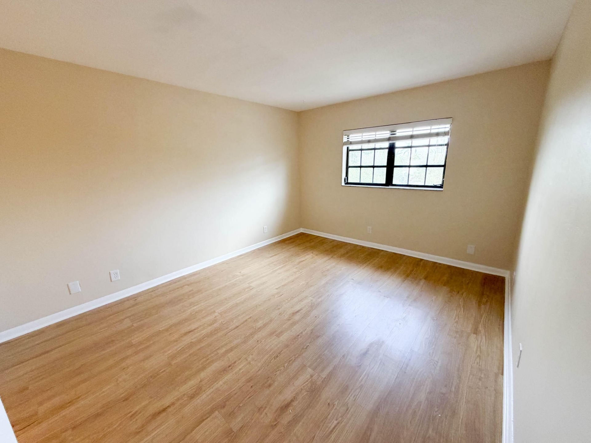 917 NE 16th Avenue, Unit 16, Fort Lauderdale, FL 33304 Photo