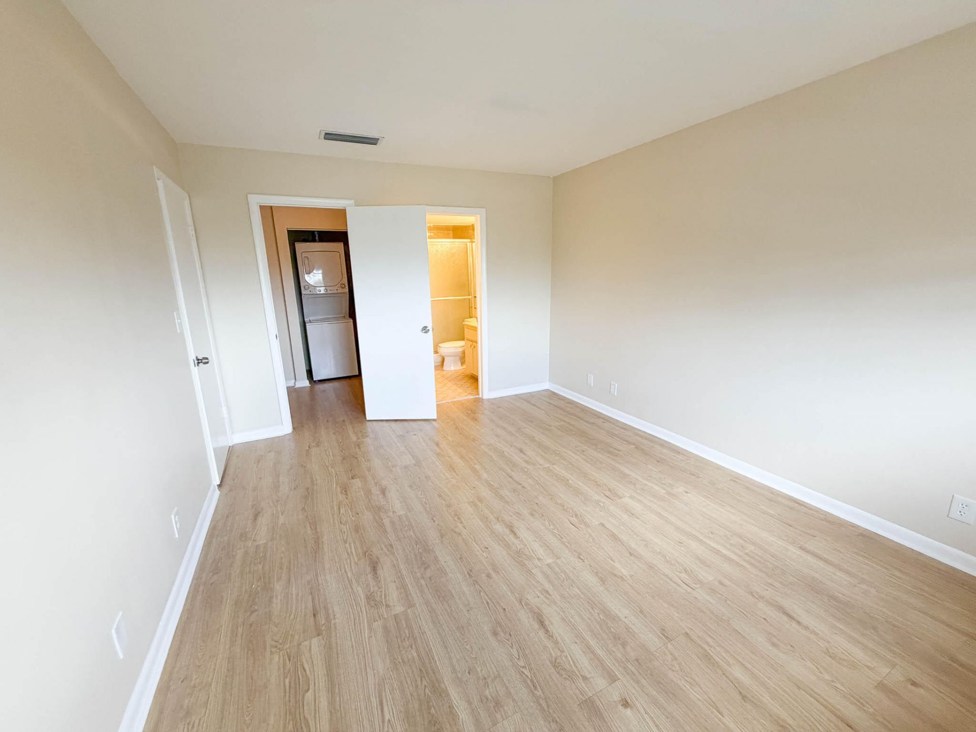 917 NE 16th Avenue, Unit 16, Fort Lauderdale, FL 33304 Photo