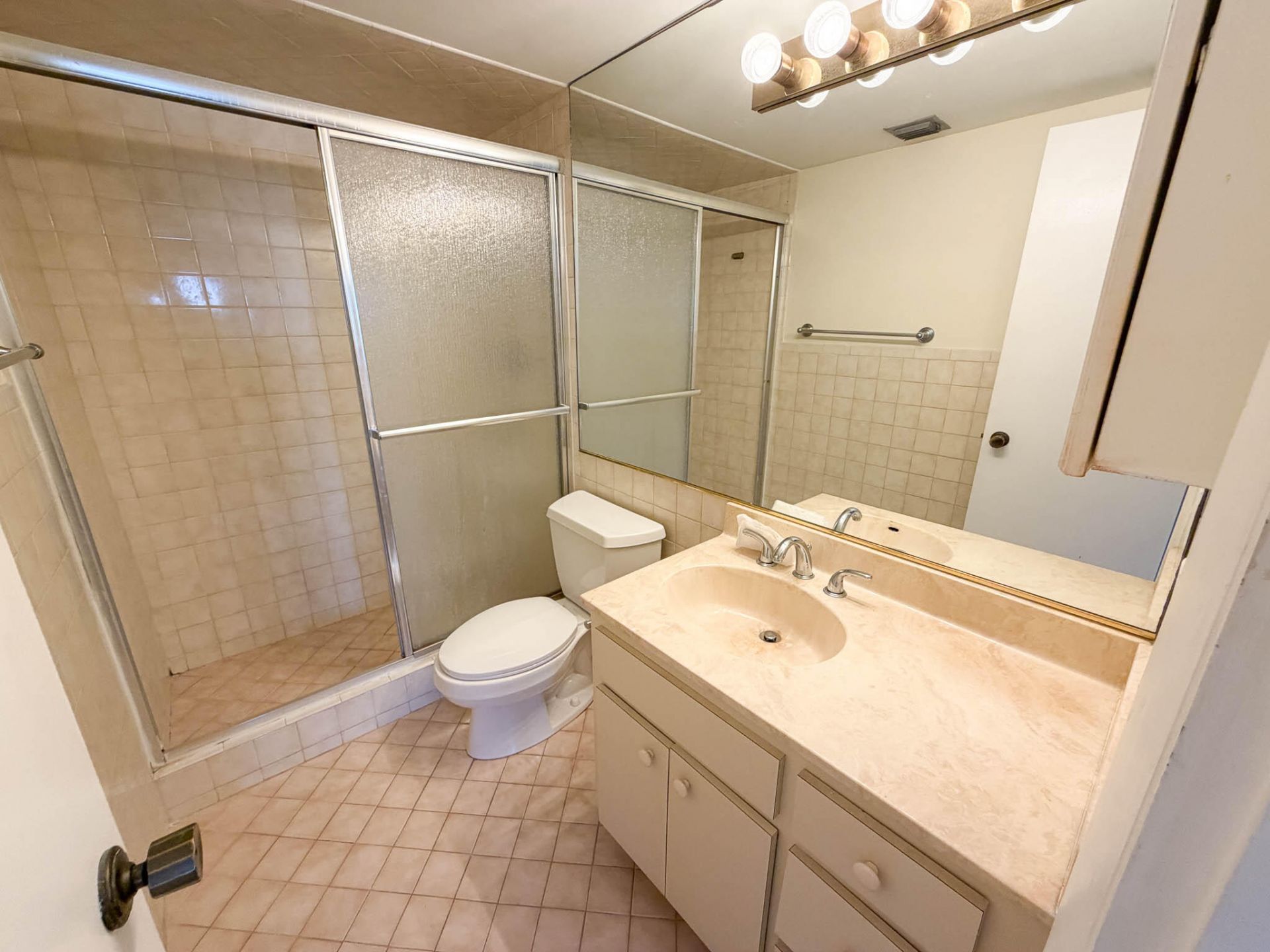 917 NE 16th Avenue, Unit 16, Fort Lauderdale, FL 33304 Photo