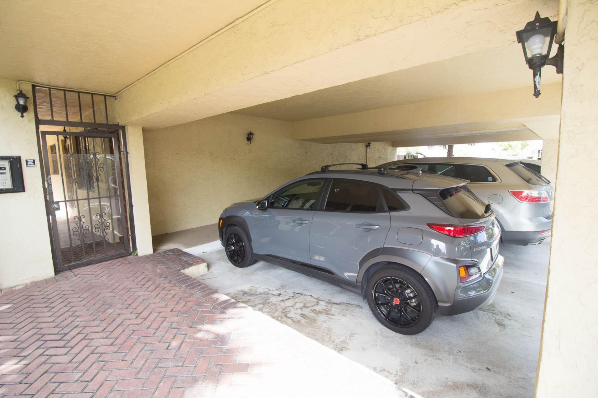 917 NE 16th Avenue, Unit 16, Fort Lauderdale, FL 33304 Photo