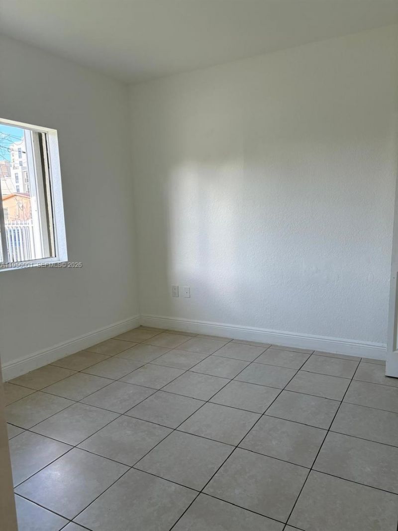 2916 NW 51st St, Miami, FL 33142 Photo