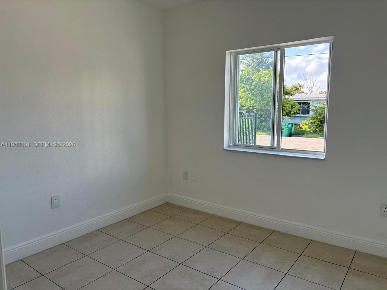 2916 NW 51st St, Miami, FL 33142 Photo