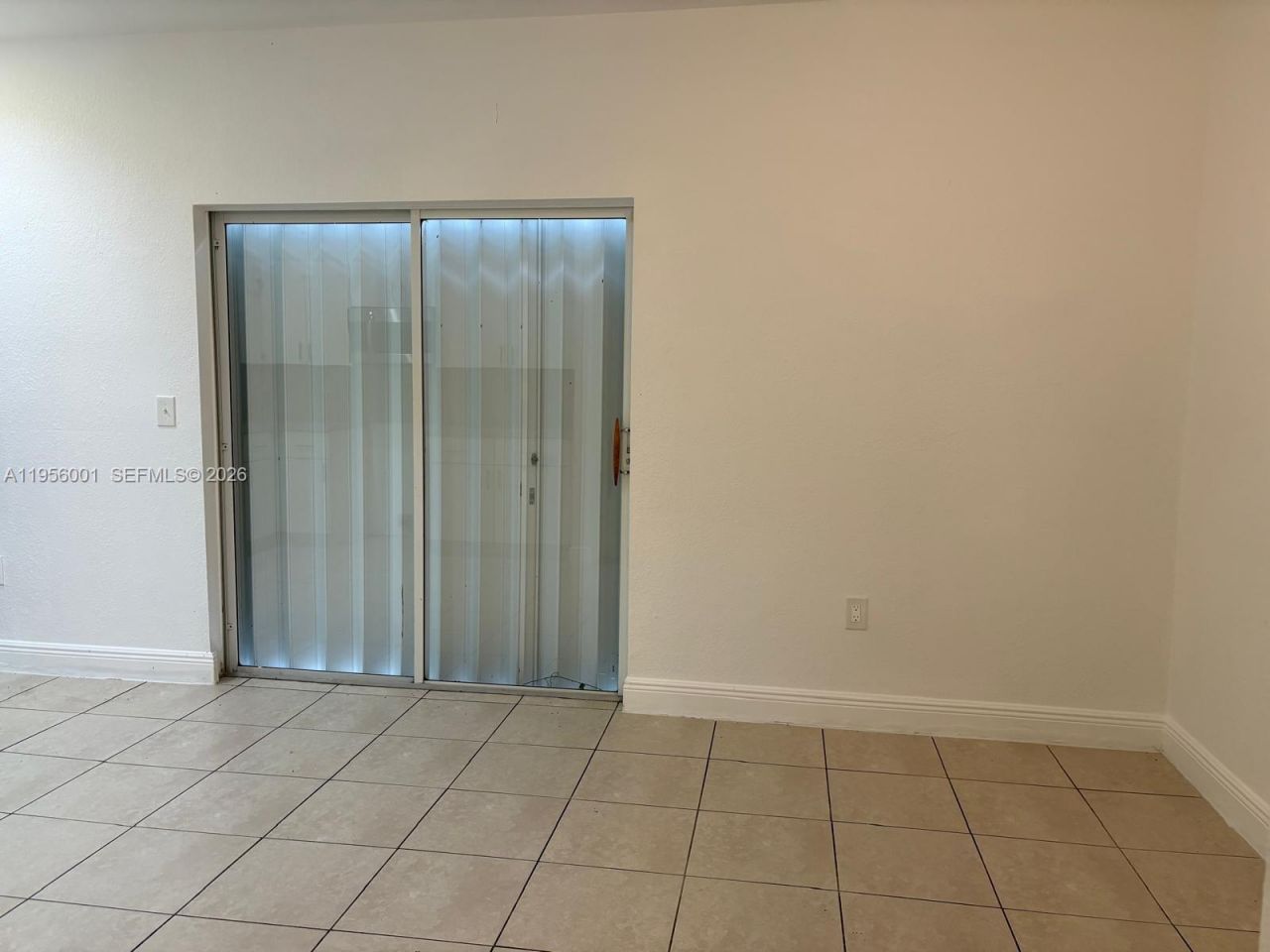2916 NW 51st St, Miami, FL 33142 Photo