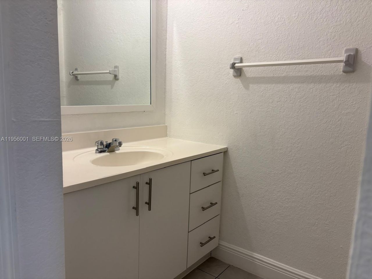 2916 NW 51st St, Miami, FL 33142 Photo