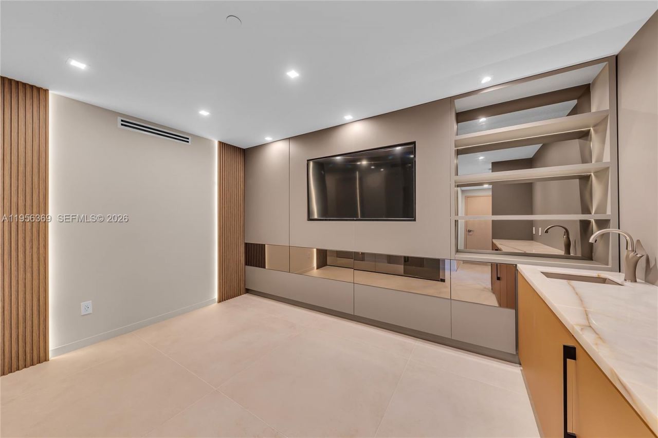 3535 S Ocean Dr , Unit 1003, Hollywood, FL 33019 Photo