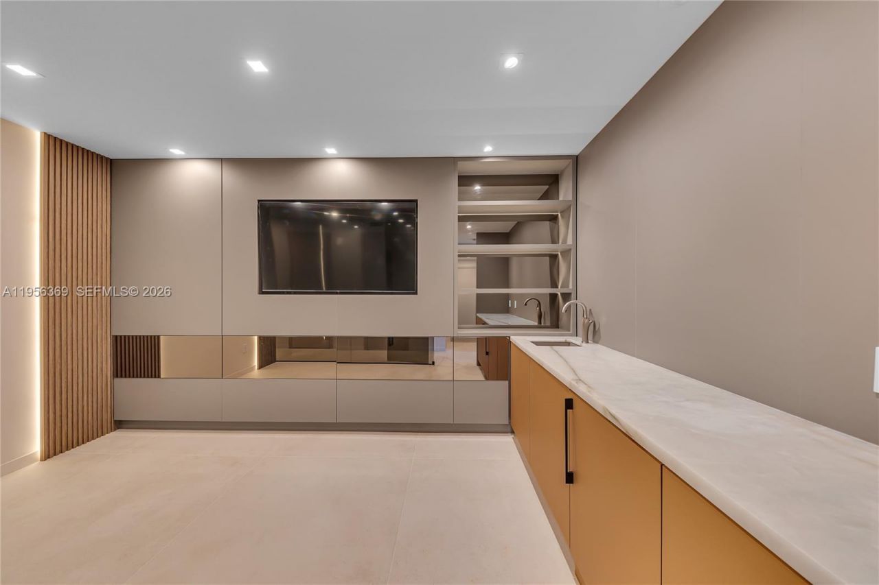 3535 S Ocean Dr , Unit 1003, Hollywood, FL 33019 Photo