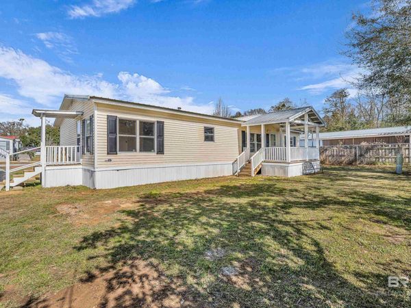 102 S Wren Lane, Robertsdale, AL 36567
