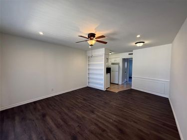 5001 Bowser Avenue, Unit 222, Dallas, TX 75209