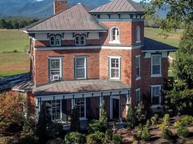 2416 Lowesville Road, Amherst, VA 24521