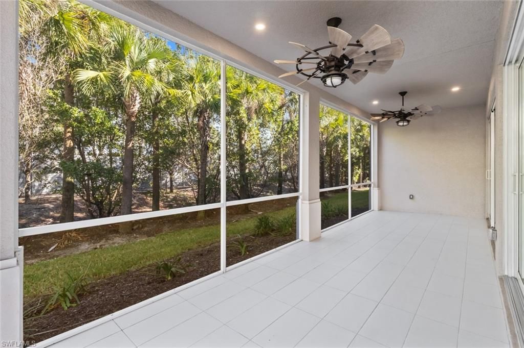 196 Indies Dr E, Unit 101, Naples, FL 34114 Photo