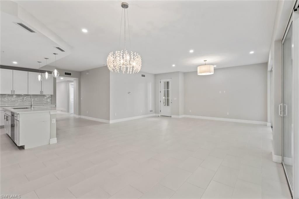 196 Indies Dr E, Unit 101, Naples, FL 34114 Photo