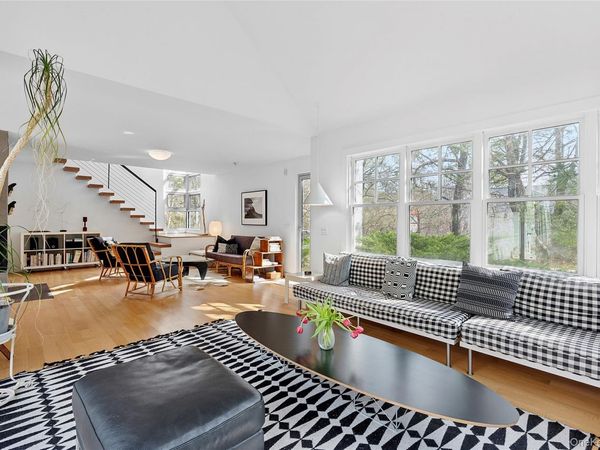 54 Gardiner Drive , Amagansett, NY 11930