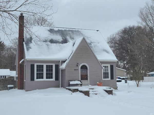 2803 Greenwood Avenue, Trail Creek, IN 46360