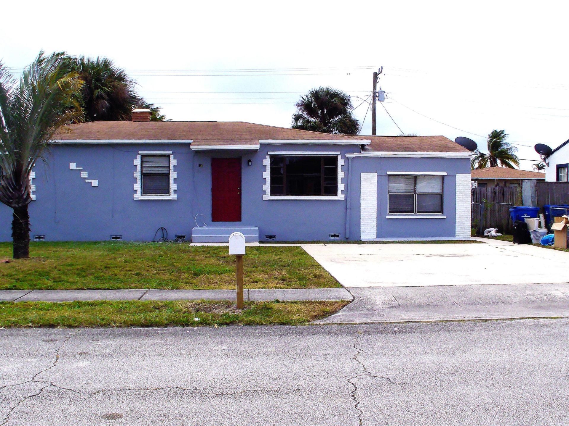 241 W 27th Street, Riviera Beach, FL 33404 Photo