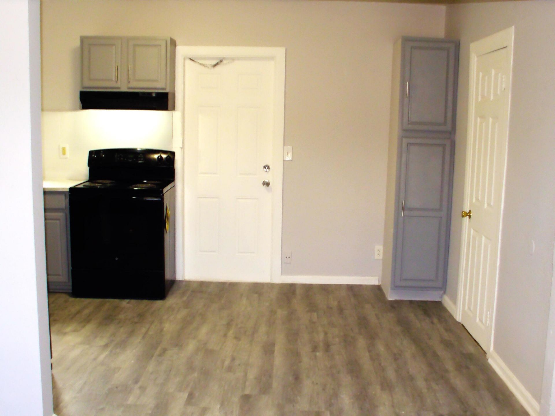 241 W 27th Street, Riviera Beach, FL 33404 Photo