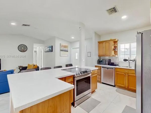 8331 NW 44th Ct, Sunrise, FL 33351