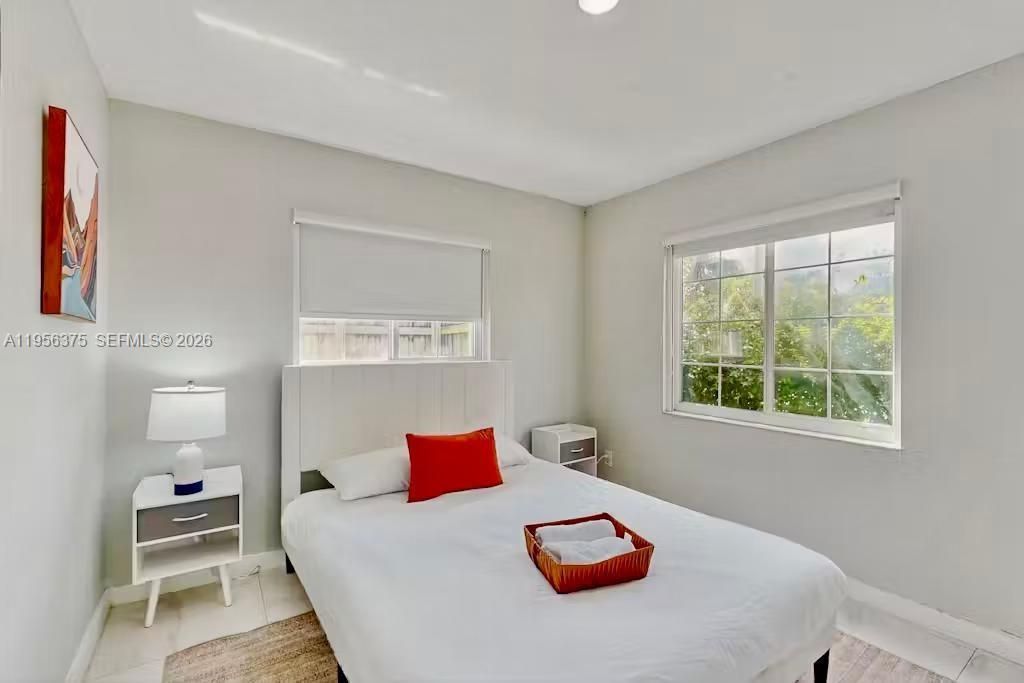 8331 NW 44th Ct, Sunrise, FL 33351 Photo