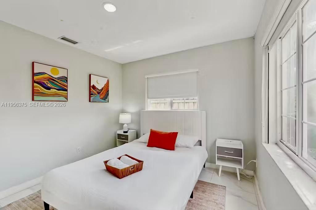 8331 NW 44th Ct, Sunrise, FL 33351 Photo