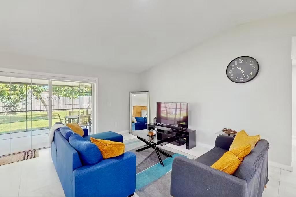 8331 NW 44th Ct, Sunrise, FL 33351 Photo