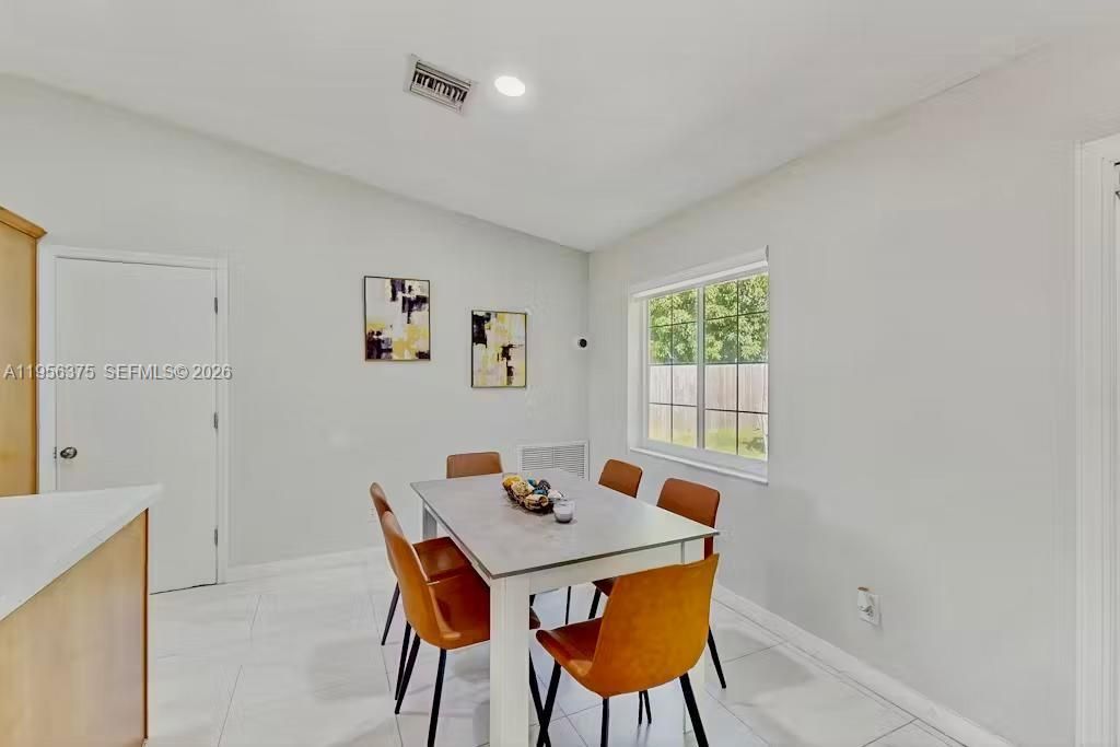 8331 NW 44th Ct, Sunrise, FL 33351 Photo