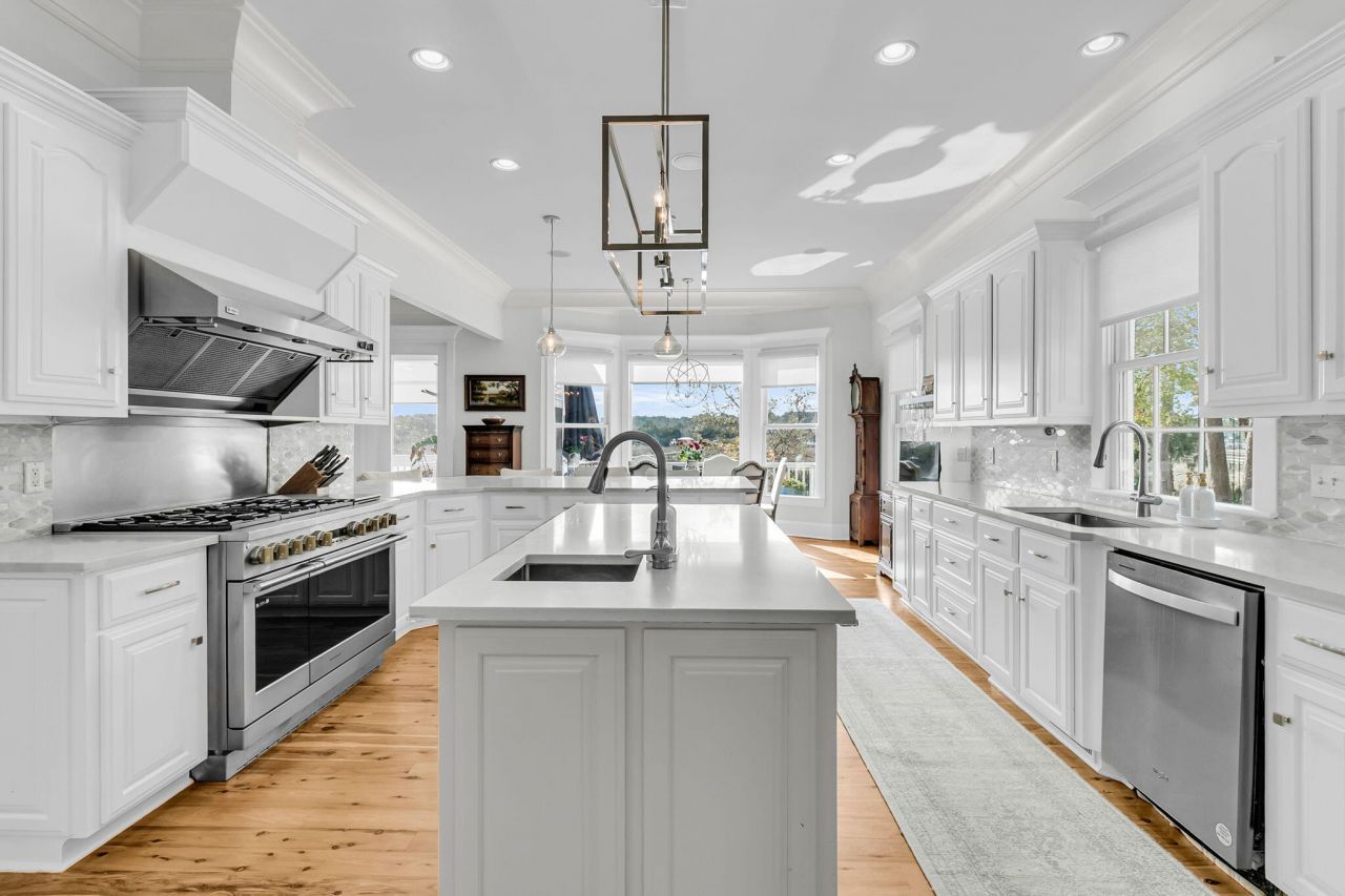 2805 Parkers Landing Road Photo 16