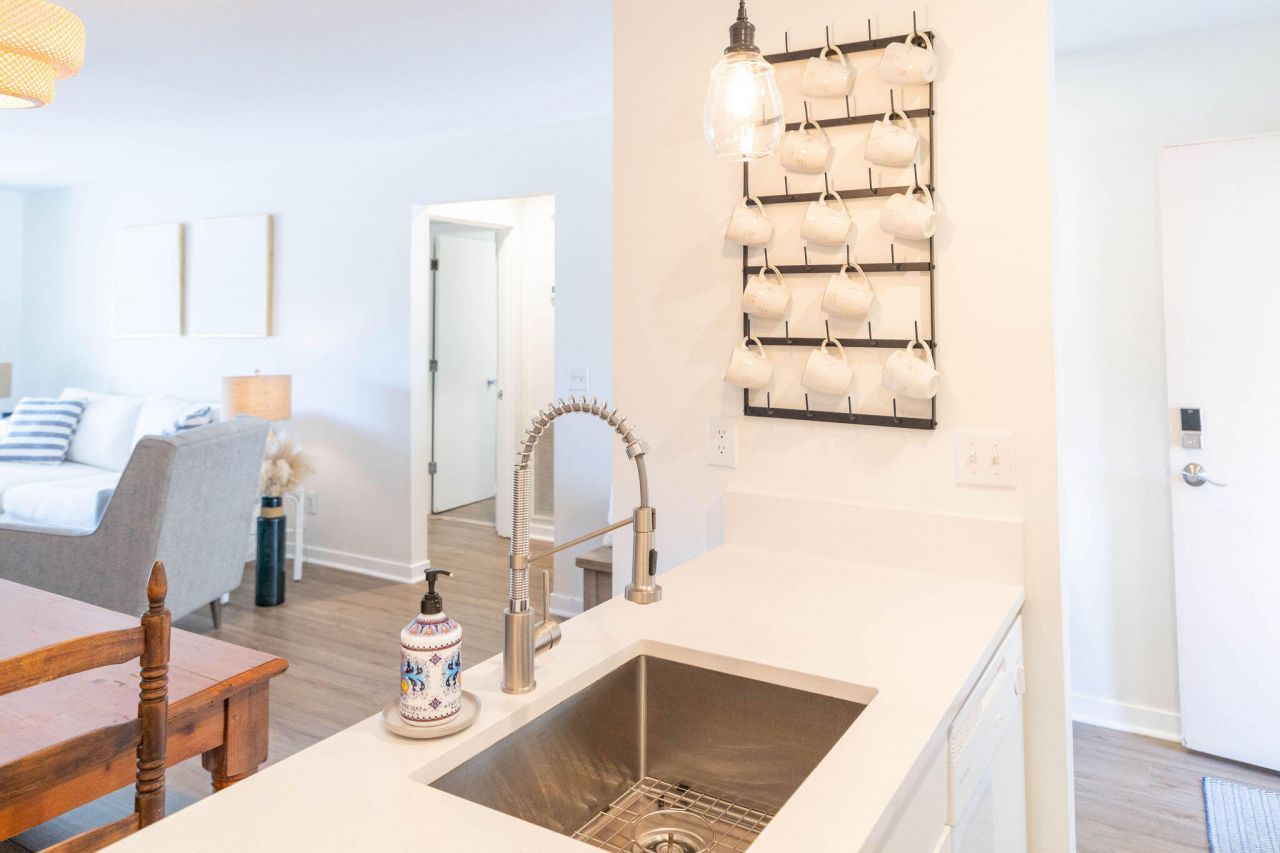 837 Club Cottage Road Photo 14