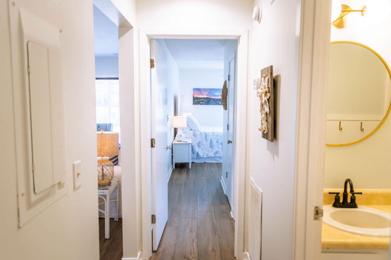 837 Club Cottage Road Photo 36