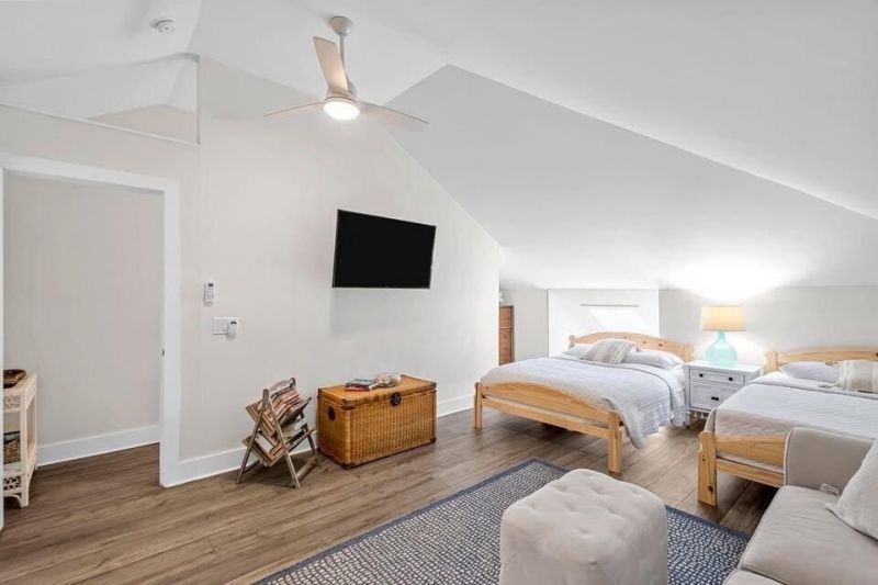 837 Club Cottage Road Photo 46