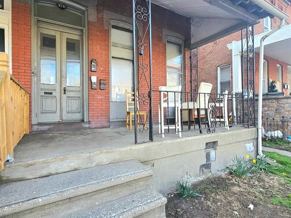 215 HAWS AVENUE, NORRISTOWN, PA 19401