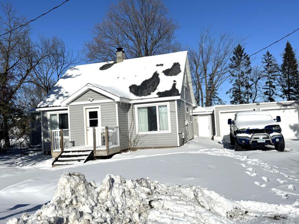 309 Washington Avenue NE, Fertile, MN 56540