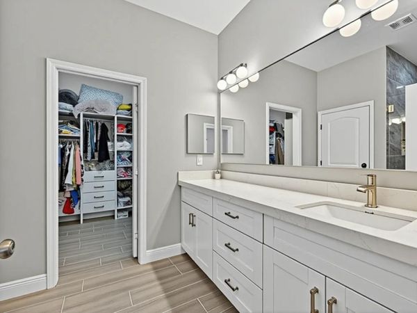 1508 E River Dr, Margate, FL 33063