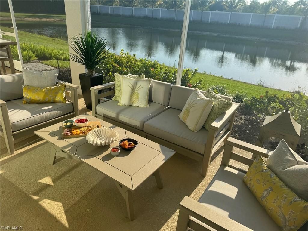 2555 Seychelles Dr, Unit 402, Naples, FL 34112 Photo