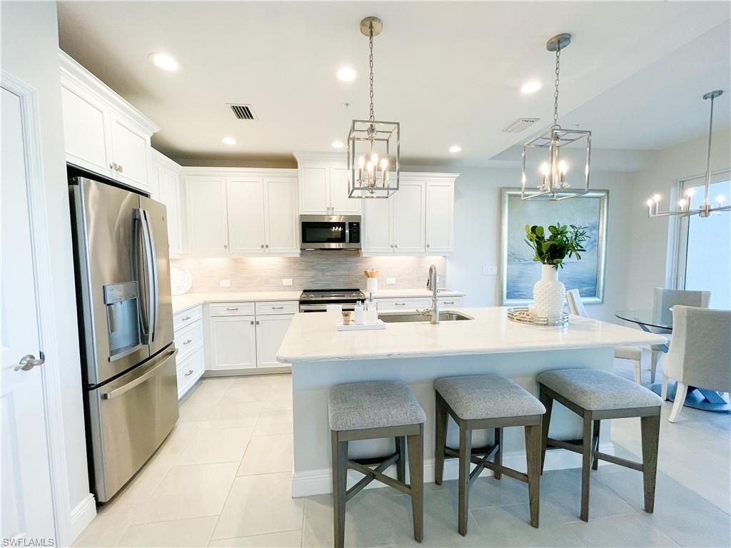 2555 Seychelles Dr, Unit 402, Naples, FL 34112 Photo