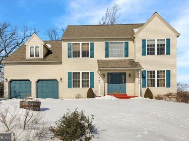 902 BEDFORD AVENUE, READING, PA 19607