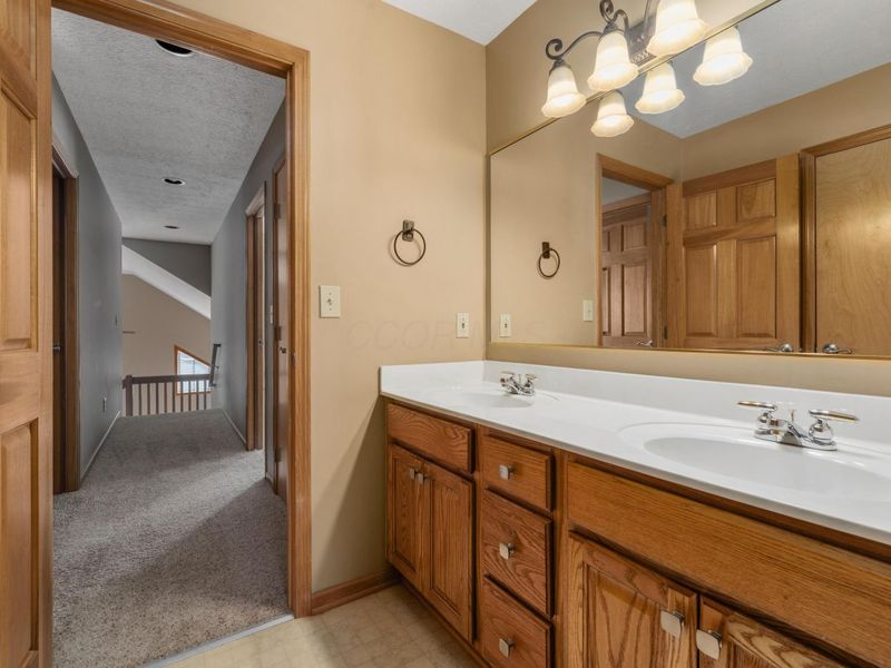 7507 Lismore Drive, Reynoldsburg, OH 43068 Photo 40