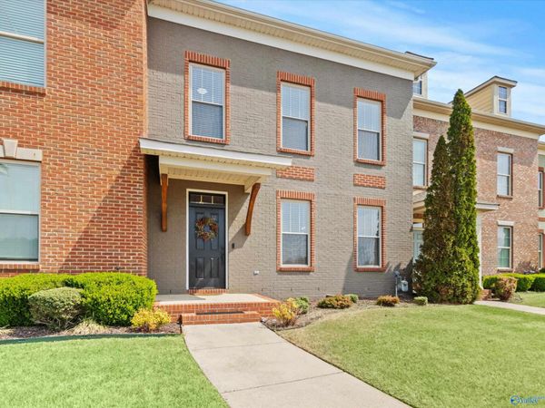 118 Park Square Lane, Madison, AL 35758