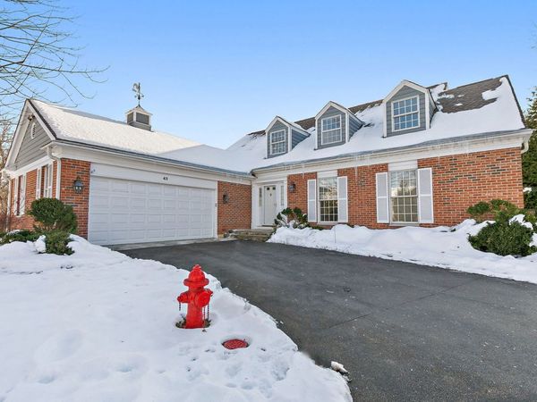 43 Ravenscraig Lane, Inverness, IL 60067