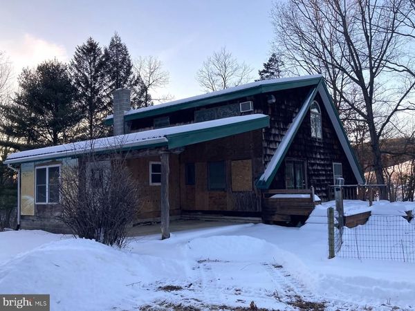 550 GREENHOUSE ROAD, MIDDLEBURG, PA 17842