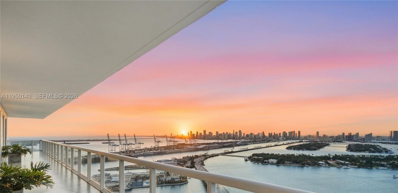 450 Alton Rd , Unit PH1, Miami Beach, FL 33139 Photo