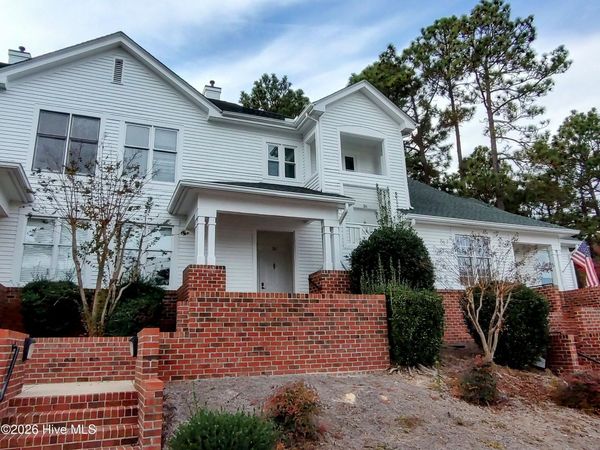 26 N Knoll Road, Southern Pines, NC 28387