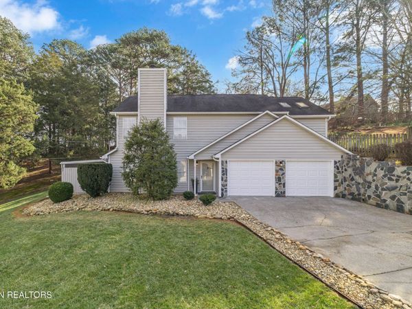 1216 Durham Rd, Knoxville, TN 37931