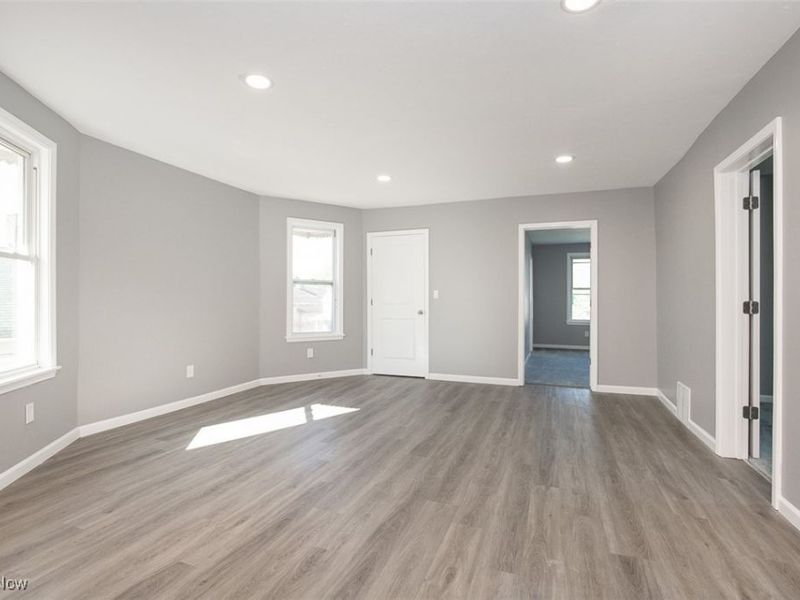 3295 W 44th Street, Cleveland, OH 44109 Photo 17