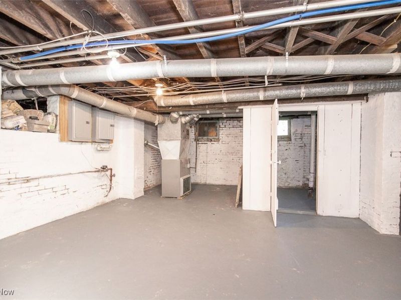 3295 W 44th Street, Cleveland, OH 44109 Photo 33