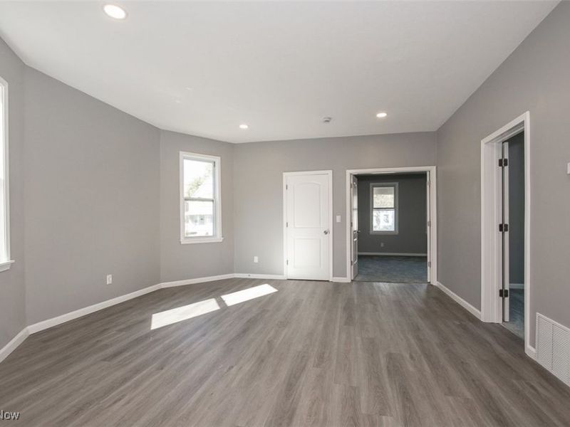 3295 W 44th Street, Cleveland, OH 44109 Photo 6