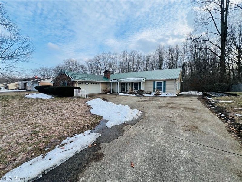 5126 Chestnut Hill Drive, Ashtabula, OH 44004 Photo 2