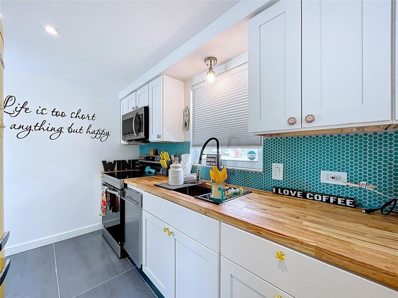 304 29th Street, Unit A, Holmes Beach, FL 34217 Photo