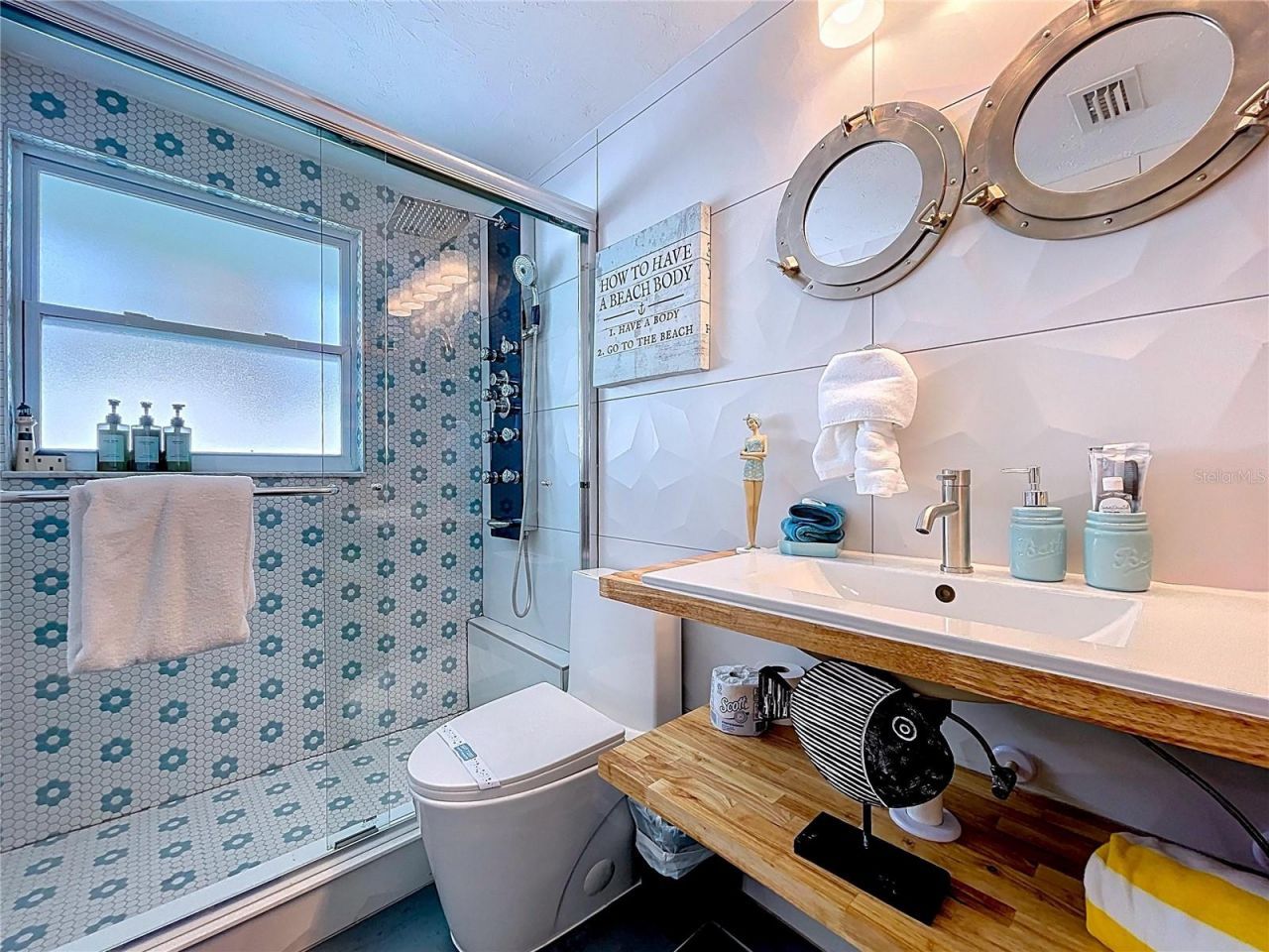 304 29th Street, Unit A, Holmes Beach, FL 34217 Photo