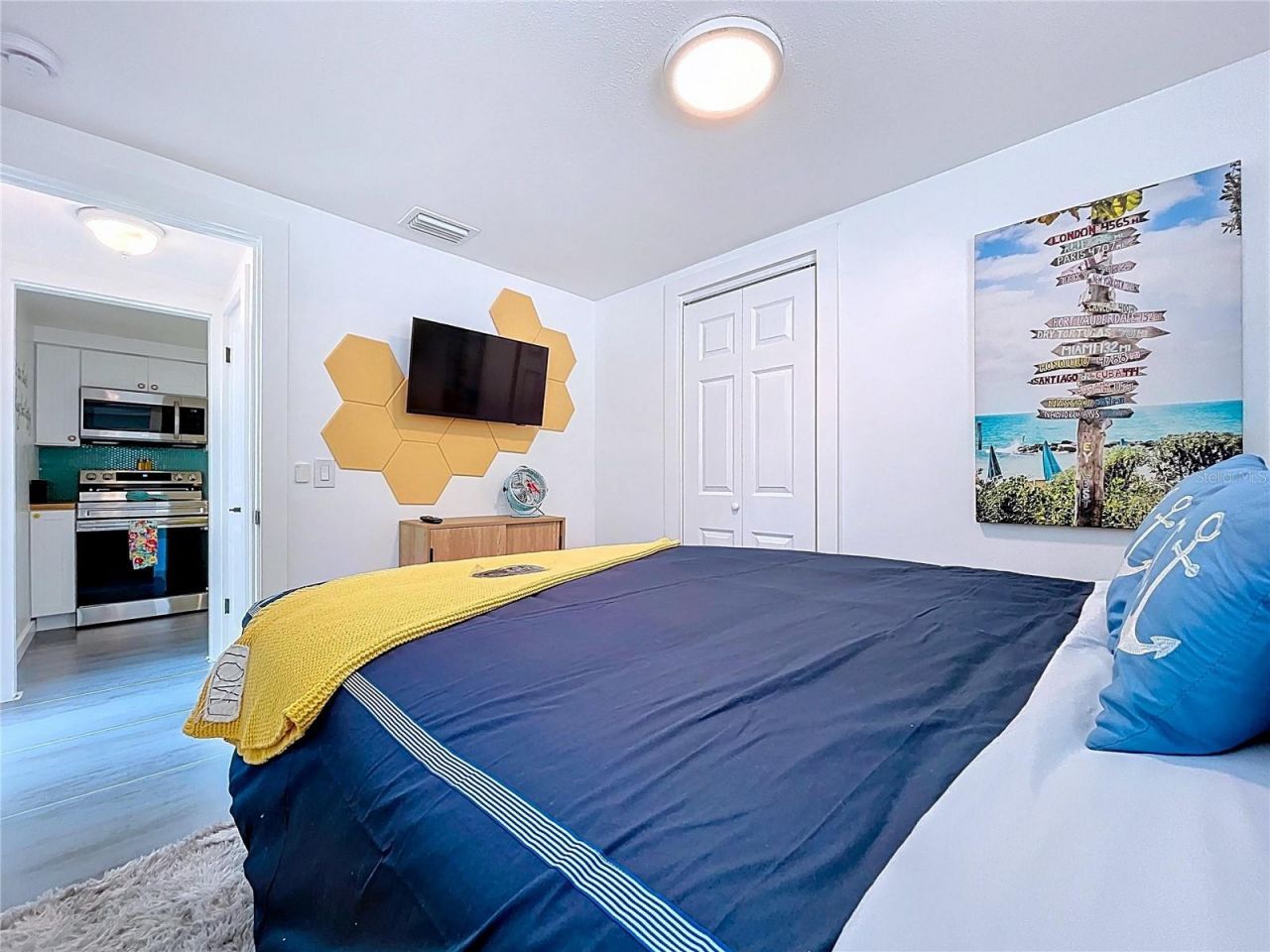 304 29th Street, Unit A, Holmes Beach, FL 34217 Photo